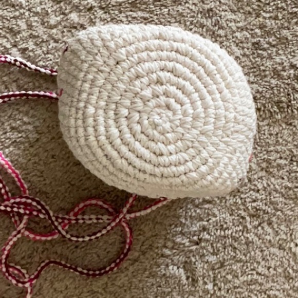 Handcrafted Bucket Crochet Crossbody Bag with Pink Accents - Picture 7 of 12